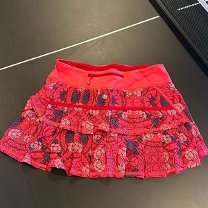 Lululemon: Pace Setter Skirt (Regular)
Color: Prisma Multi Guava Lava Boom Juice
